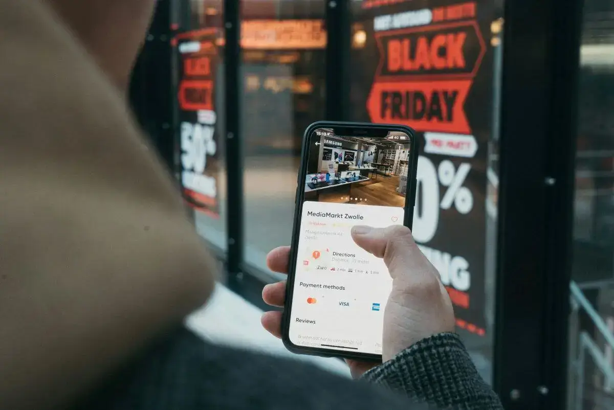 Ecommerce Mobile App Development: How to Build and Launch an App For Your Brand